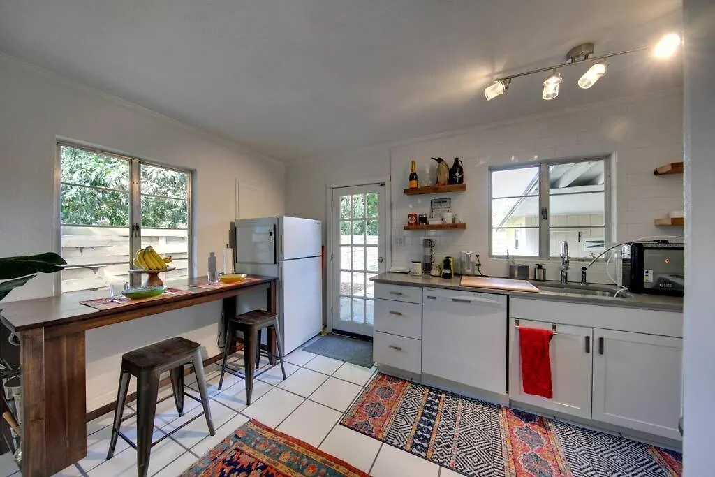 Charming Old Florida Home 15 Mins From Beaches Sarasota ABD